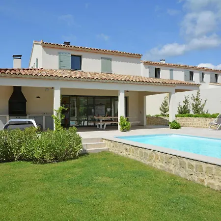 Vibrant In Malauc Ne With Private Garden Villa