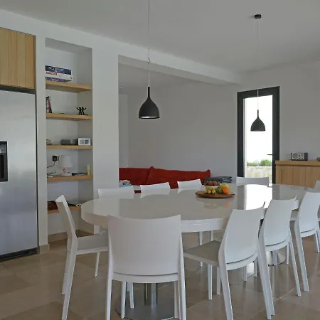 Vibrant In Malauc Ne With Private Garden Villa Malaucène