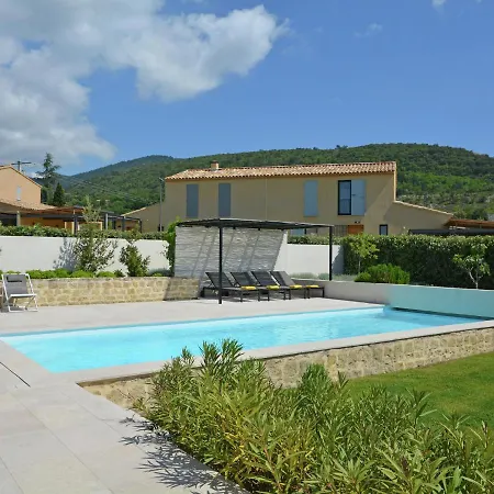 Villa Vibrant In Malauc Ne With Private Garden *